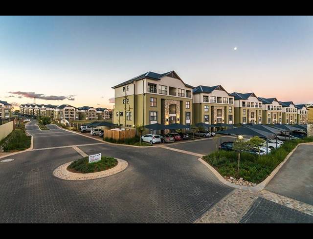 1 BEDROOM APARTMENT FOR SALE IN WATERFALL